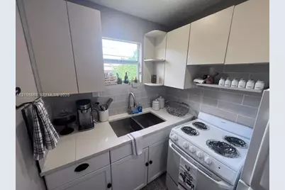 11241 SW 7th Ter, Sweetwater, FL 33174 - Photo 23