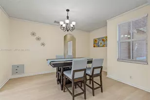 1588 SW 191st Ave, Pembroke Pines, FL 33029 - Photo 5