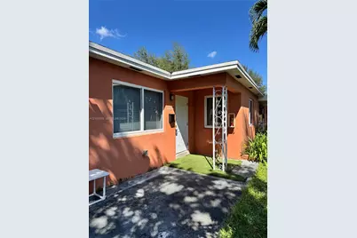2063 NE 167th St #A, North Miami Beach, FL 33162 - Photo 3