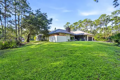 8032 N 155th Pl N, Palm Beach Gardens, FL 33418 - Photo 3