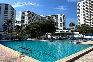 600 Three Islands Blvd, Hallandale Beach, FL 33009 - Photo 33