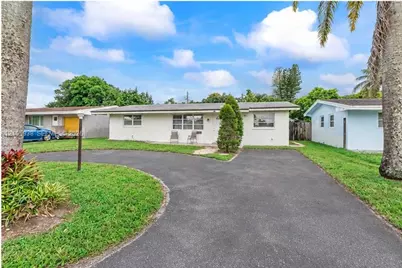8310 NW 10th St, Pembroke Pines, FL 33024 - Photo 23