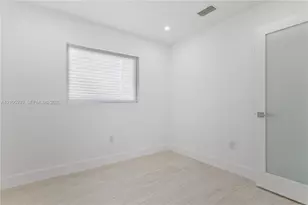 2850 NW 205th St, Miami Gardens, FL 33056 - Photo 29