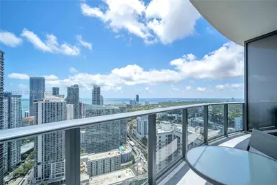 55 SW 9th St #4403, Miami, FL 33130 - Photo 25