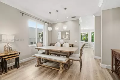 1154 Croton Ct, Weston, FL 33327 - Photo 9
