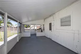 1679 NE 180th St, North Miami Beach, FL 33162 - Photo 15