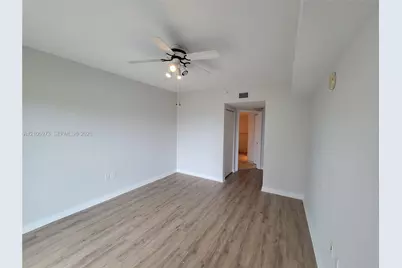 1755 E Hallandale Beach Blvd #704E, Hallandale Beach, FL 33009 - Photo 23