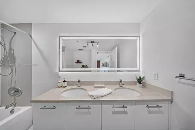 3250 NE 1st Ave #1106, Miami, FL 33137 - Photo 15