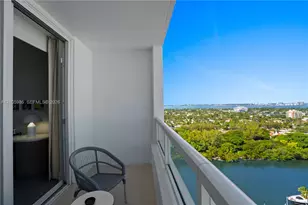 4401 Collins Ave, Miami Beach, FL 33140 - Photo 11