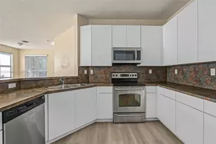 8205 NW 116th Ave, Doral, FL 33178 - Photo 7