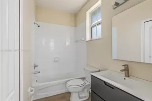8205 NW 116th Ave, Doral, FL 33178 - Photo 25