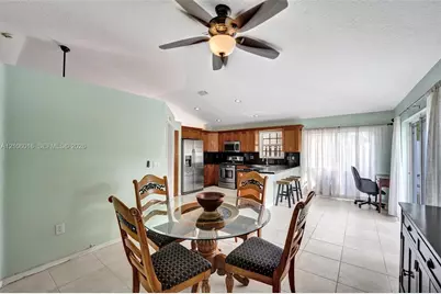 631 NW 135th Ter, Plantation, FL 33325 - Photo 21