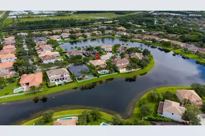 19510 S Coquina Way, Weston, FL 33332 - Photo 3