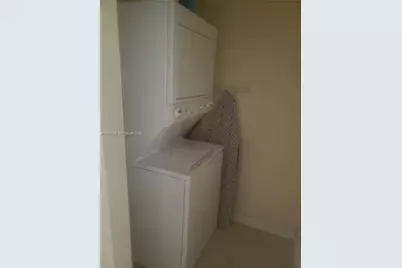 2280 SW 32nd Ave #209, Miami, FL 33145 - Photo 7