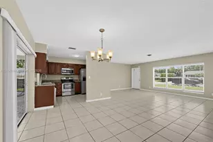 759 NW 7th St, Boca Raton, FL 33486 - Photo 5