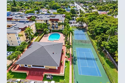 11905 NE 2nd Ave #C301, North Miami, FL 33161 - Photo 1
