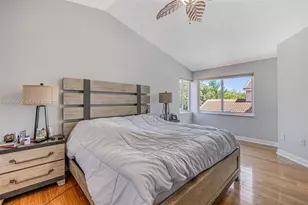 1065 Weeping Willow Way, Hollywood, FL 33019 - Photo 19