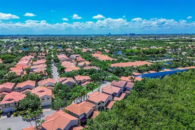 1065 Weeping Willow Way #0, Hollywood, FL 33019 - Photo 61