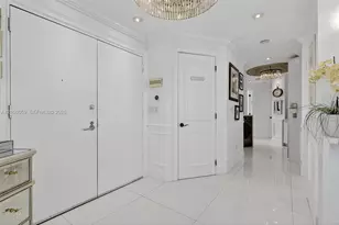 1000 Island Blvd, Aventura, FL 33160 - Photo 5