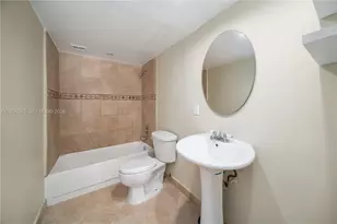 16710 NE 9th Ave, North Miami Beach, FL 33162 - Photo 13