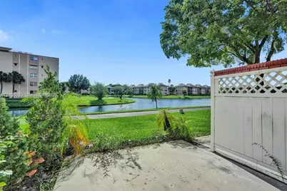 7840 NW 50th St #105, Lauderhill, FL 33351 - Photo 17