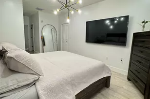 6450 NW 102nd Path, Doral, FL 33178 - Photo 9