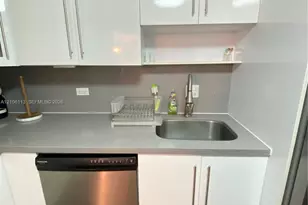 905 Brickell Bay Dr, Miami, FL 33131 - Photo 31