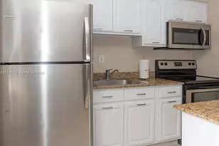 1 Edgewater Dr, Coral Gables, FL 33133 - Photo 13