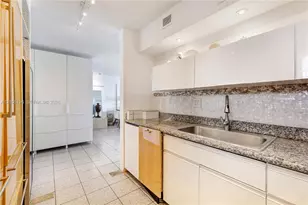 770 NE 69th St, Miami, FL 33138 - Photo 21