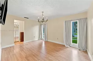 11360 NW 46th Pl, Sunrise, FL 33323 - Photo 13