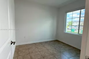 1025 NW 5th St, Florida City, FL 33034 - Photo 5
