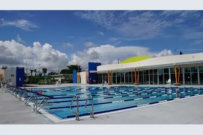 110 SE 7th St #10, Hallandale Beach, FL 33009 - Photo 21
