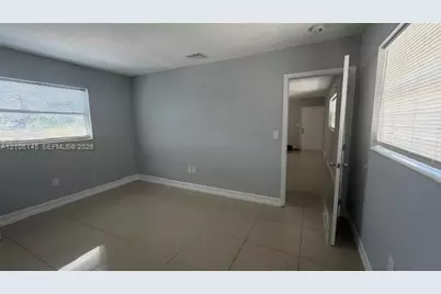 110 SE 7th St #10, Hallandale Beach, FL 33009 - Photo 11