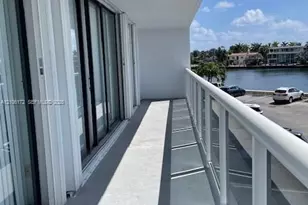20515 E Country Club Dr, Aventura, FL 33180 - Photo 33