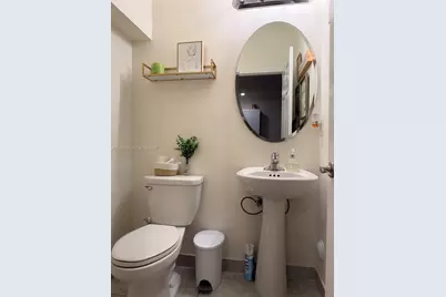 3402 W 105th St, Hialeah, FL 33018 - Photo 5