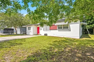 1109 S 7th St, Fort Pierce, FL 34950 - Photo 5