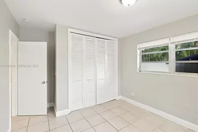 6941 SW 5th St, Pembroke Pines, FL 33023 - Photo 9