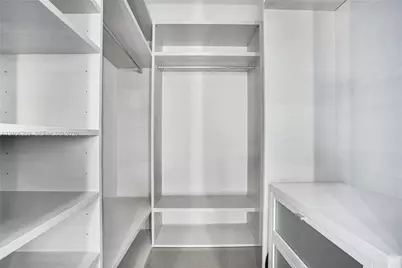 88 SW 7th St #4006, Miami, FL 33130 - Photo 15