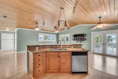 147 S Ocean Shores Dr, Key Largo, FL 33037 - Photo 9