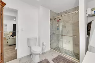 9555 NW 36th Ave, Miami, FL 33147 - Photo 33