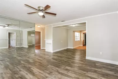 7000 SW 12th St, Pembroke Pines, FL 33023 - Photo 3
