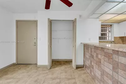 8887 Fontainebleau Blvd #206, Miami, FL 33172 - Photo 11