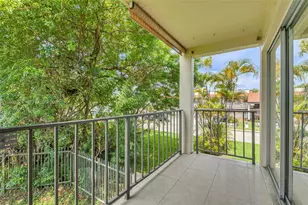 8887 Fontainebleau Blvd, Miami, FL 33172 - Photo 17