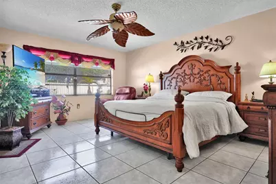 6537 NW 201st Ter, Hialeah, FL 33015 - Photo 17