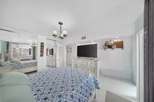 335 Collins, Miami Beach, FL 33139 - Photo 7
