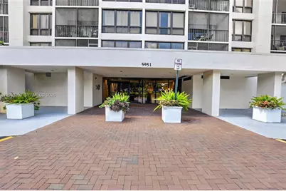 5951 Wellesley Park Dr #508, Boca Raton, FL 33433 - Photo 3