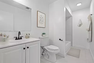 11041 NW 21st St, Pembroke Pines, FL 33026 - Photo 31
