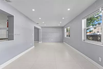 11041 NW 21st St, Pembroke Pines, FL 33026 - Photo 23