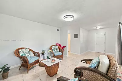 766 NW 42nd St, Oakland Park, FL 33309 - Photo 23