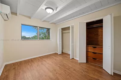 766 NW 42nd St, Oakland Park, FL 33309 - Photo 47